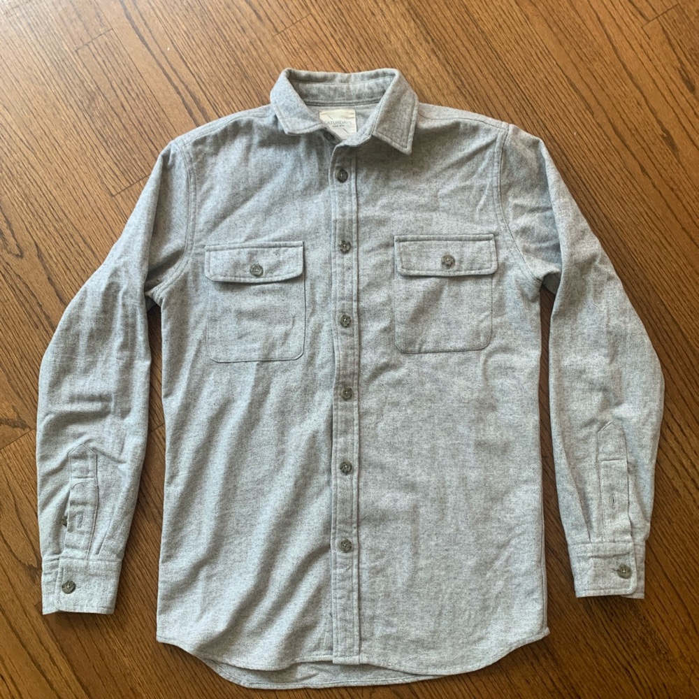 Saturdays NYC Grey flannel button-up shirt with two front pockets Small